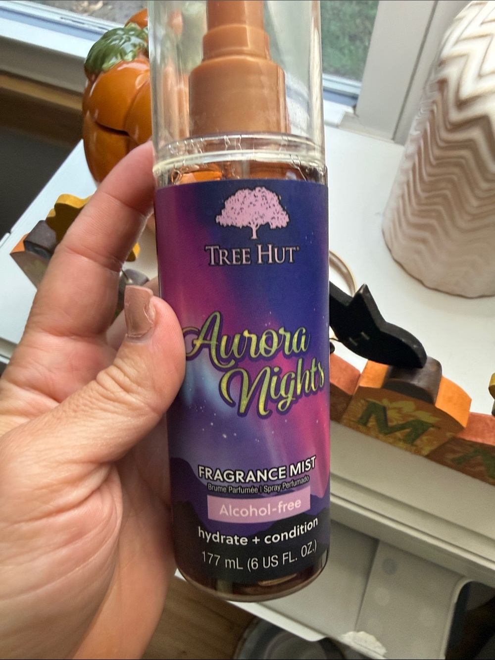 Tree Hut Aurora Nights Fragrance Mist - Picture 3 of 3